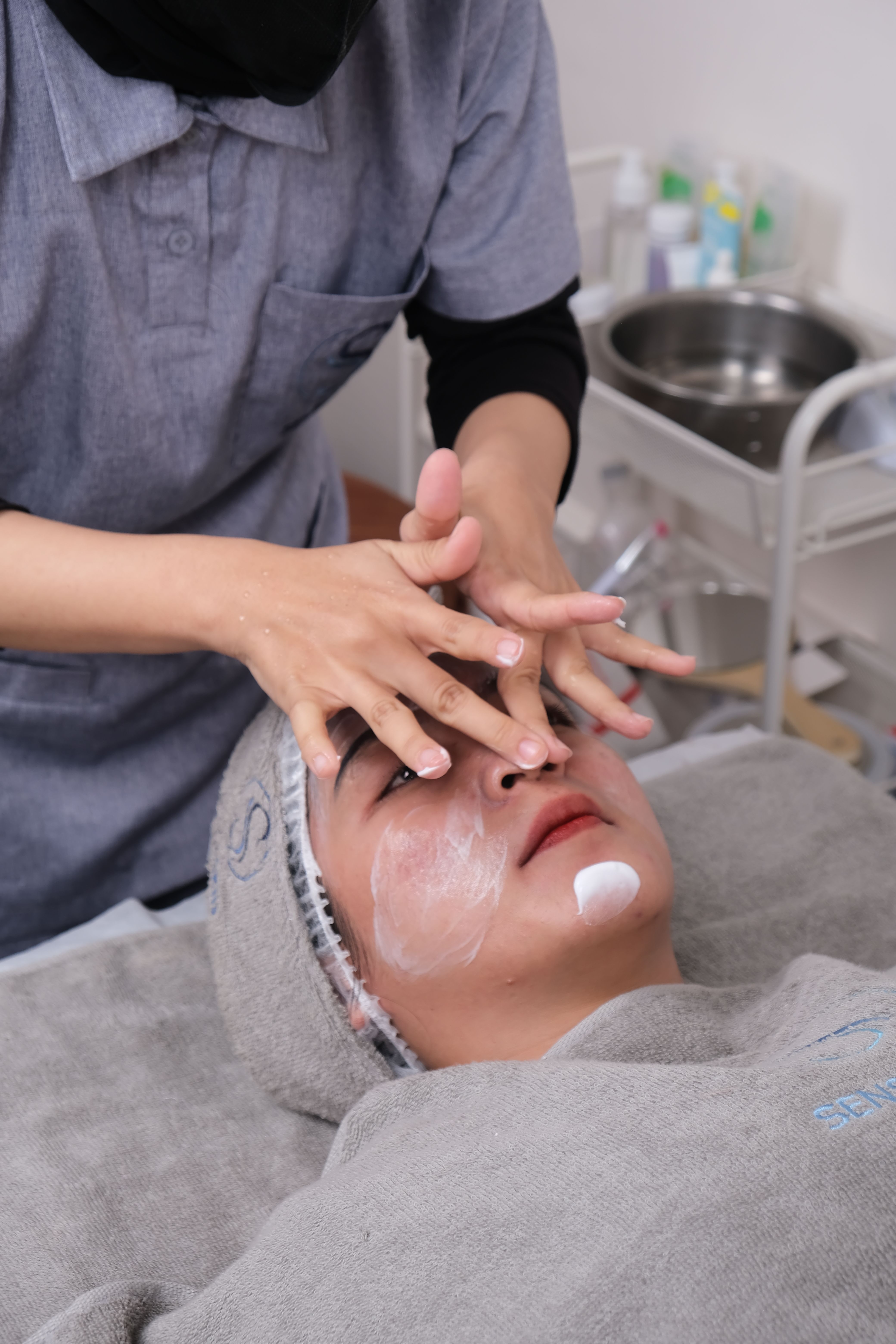 Botox injection treatment at Dr. Khatera Habib Wali clinic - Skin beauty care in Kabul